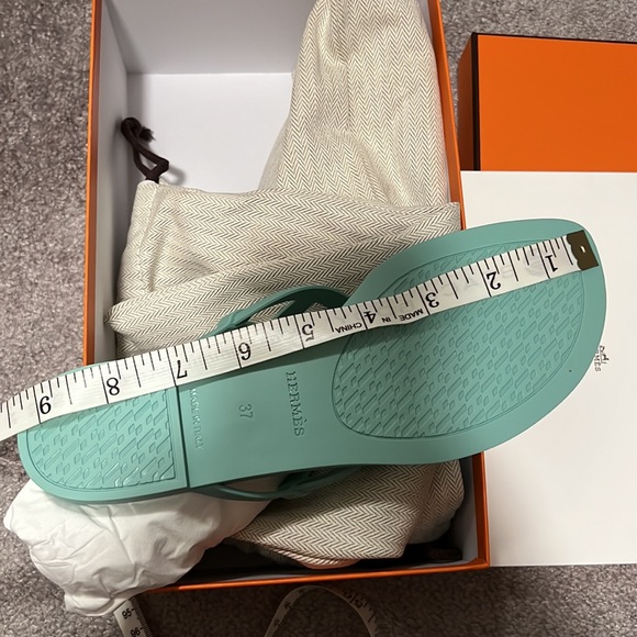 Hermes Slippers - Picture 9 of 10